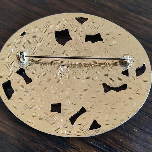 Vintage Fish & Crown Cloisonne Brooch - Picture 3 of 6